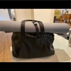 Lululemon Travel and Commute bag